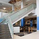 Holiday Inn Express & Suites - Aurora Medical Campus By Ihg