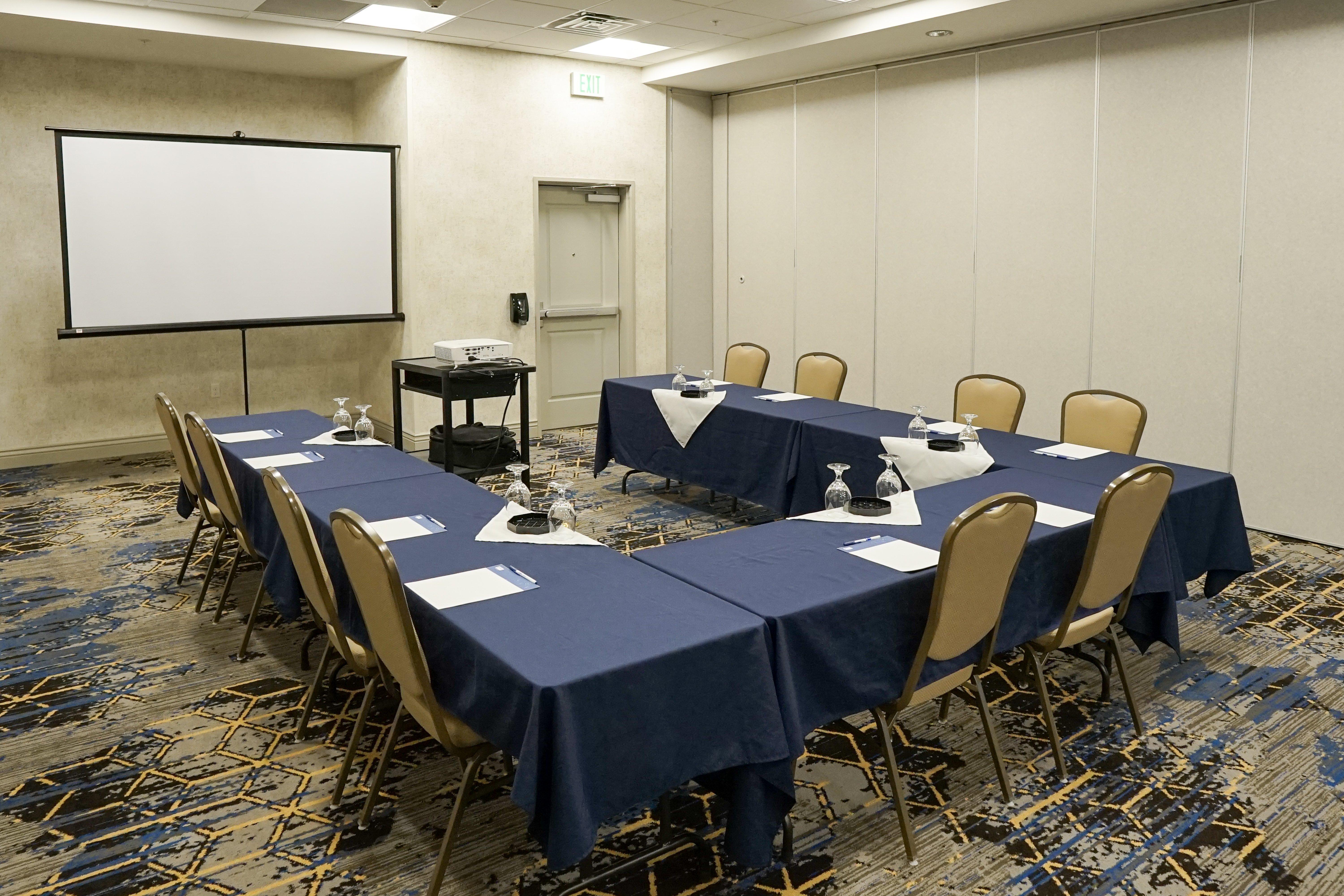 Express & - Medical Campus By Ihg 3* Aurora